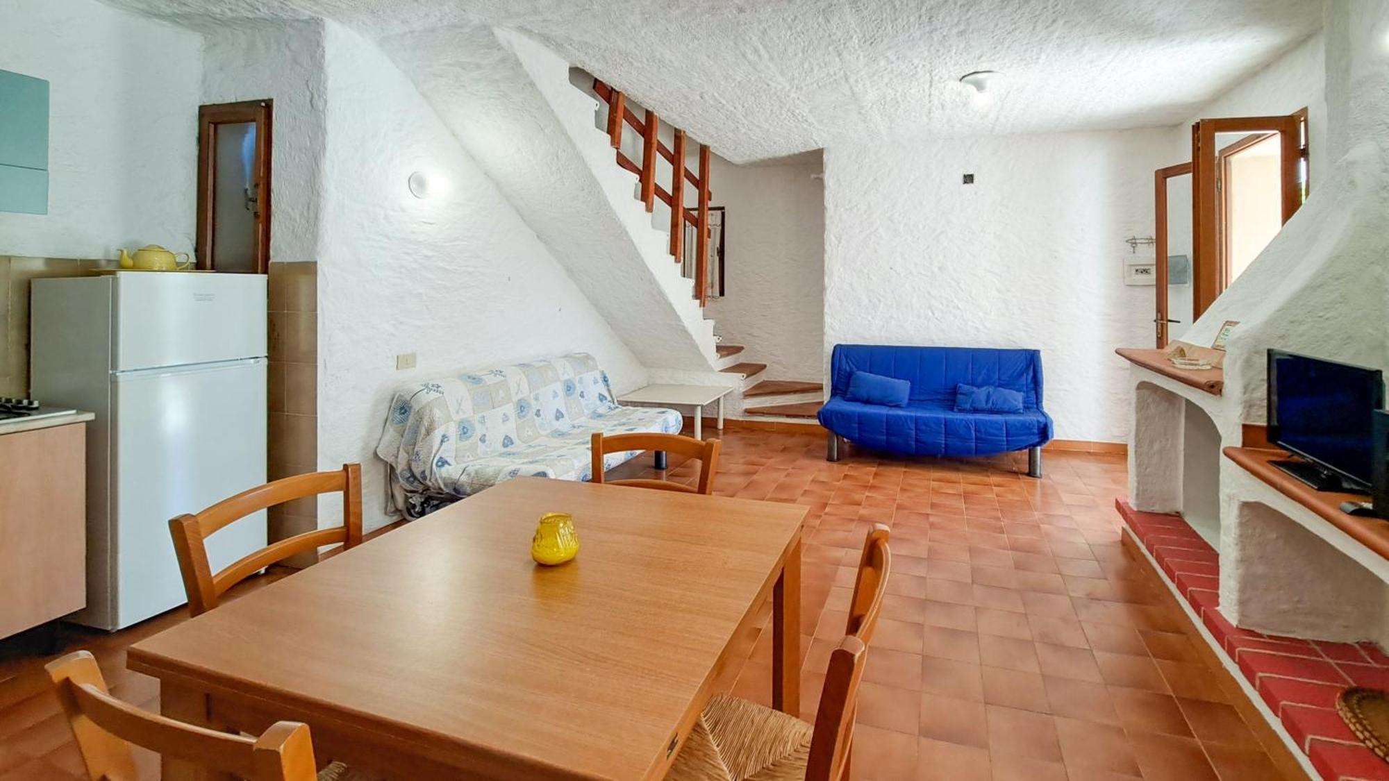 Appartamento Residenziale Trilocale 6 Posti Letto Via Loiri San Teodoro  Exterior photo