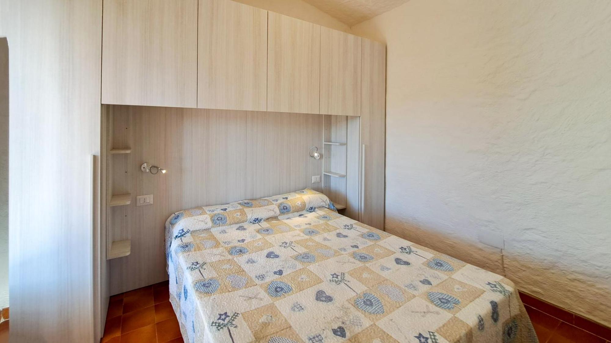 Appartamento Residenziale Trilocale 6 Posti Letto Via Loiri San Teodoro  Exterior photo