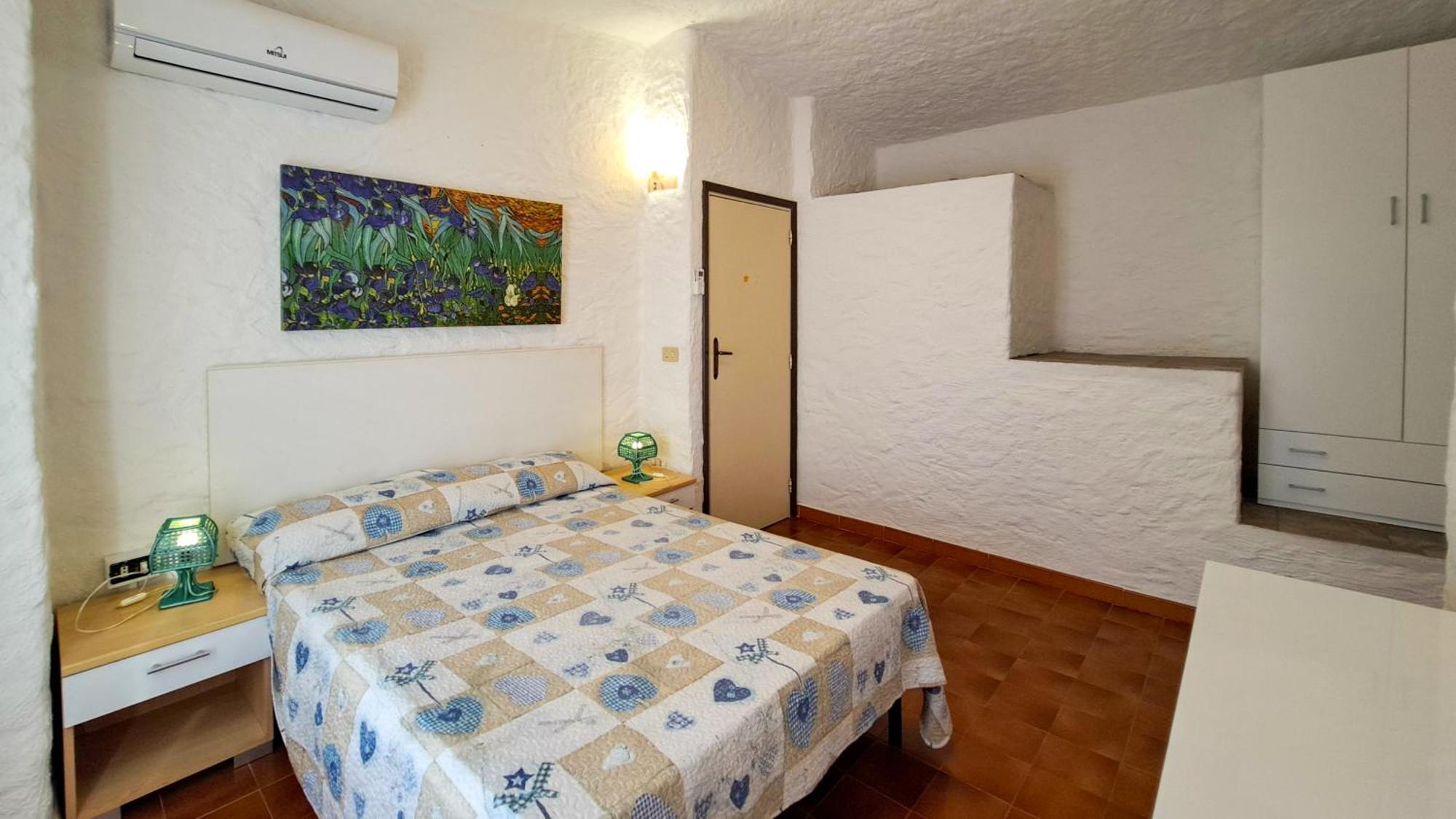 Appartamento Residenziale Trilocale 6 Posti Letto Via Loiri San Teodoro  Exterior photo